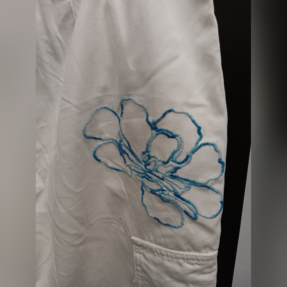 Express Pants - Picture 7 of 10